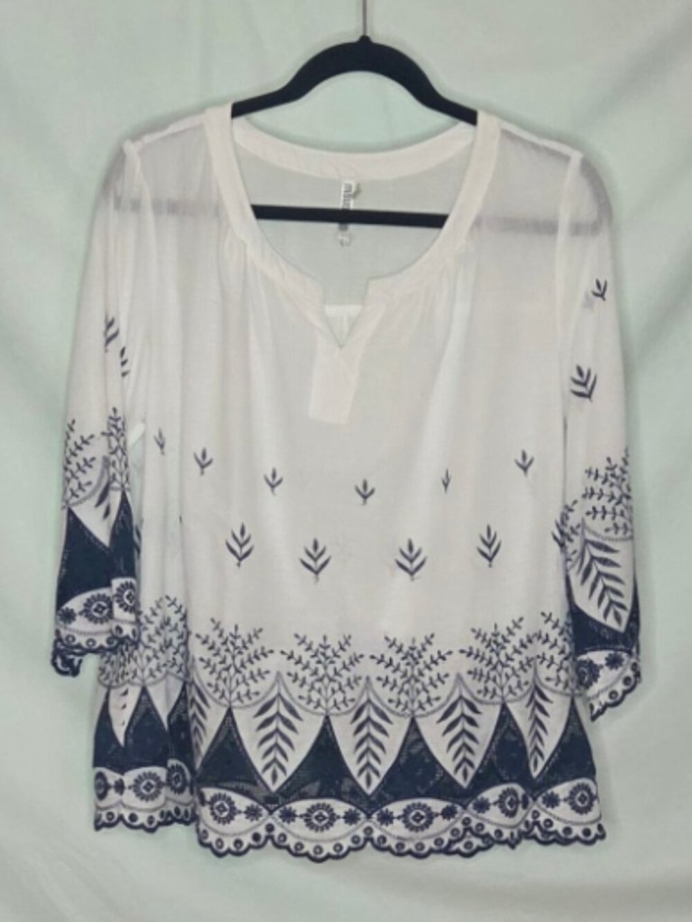 Monoreno blouse - long slv., white cotton w/blue embroidery - sz. L